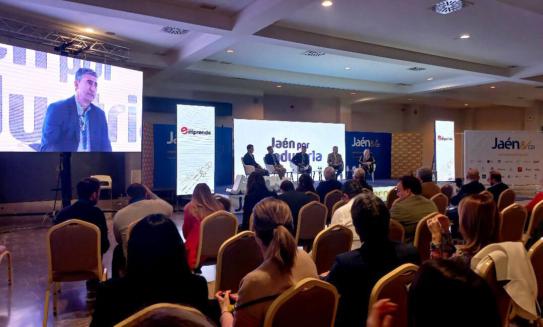 Mesa redonda sobre “Jaén por Industria” ante los 300 profesionales asistentes al evento empresarial ‘Jaén & Co’