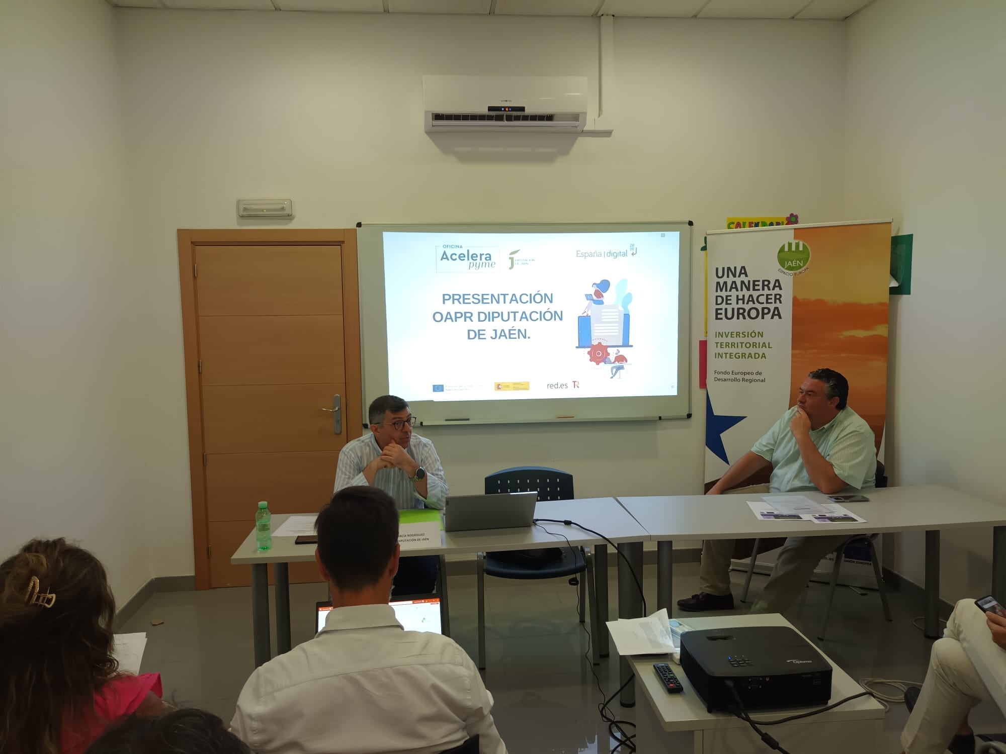 Diputación de Jaén y la CEJ organizan una jornada empresarial en Torredonjimeno sobre el programa «Activa Industria»