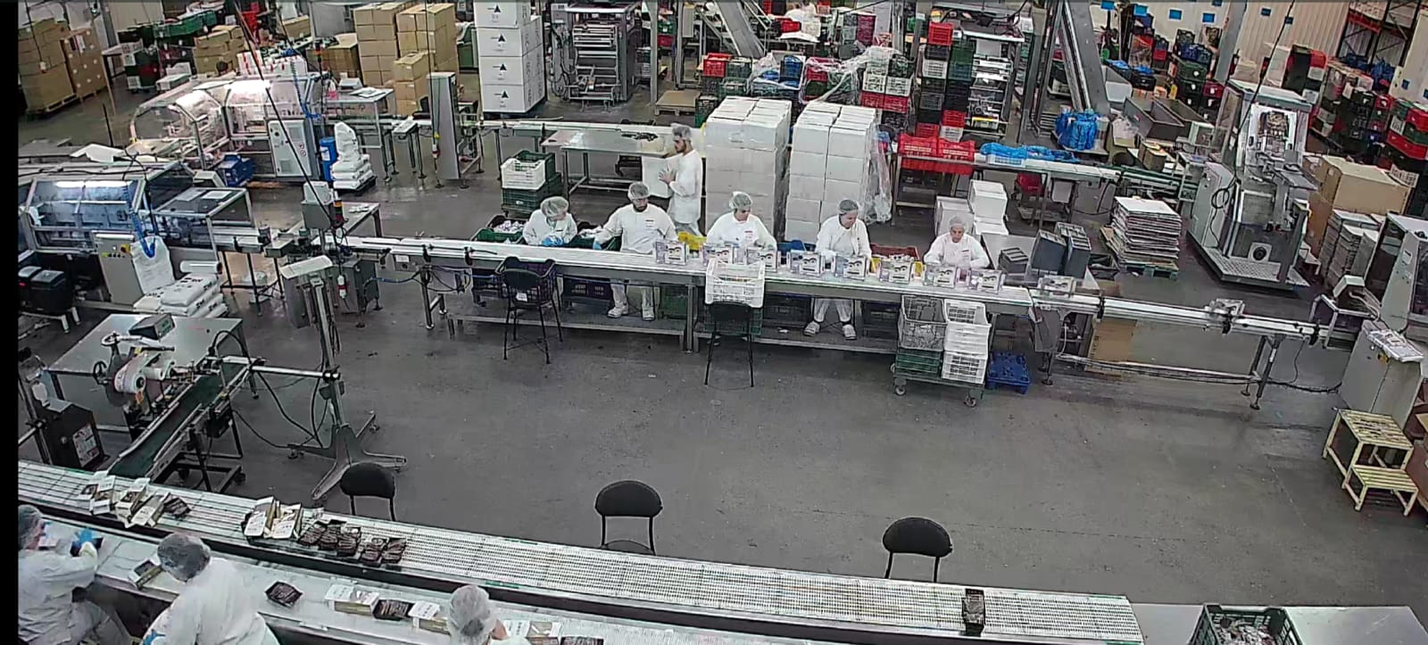 Doña Jimena producirá esta campaña alrededor de 1,5 millones de kilos de productos navideños en su planta de Alcaudete