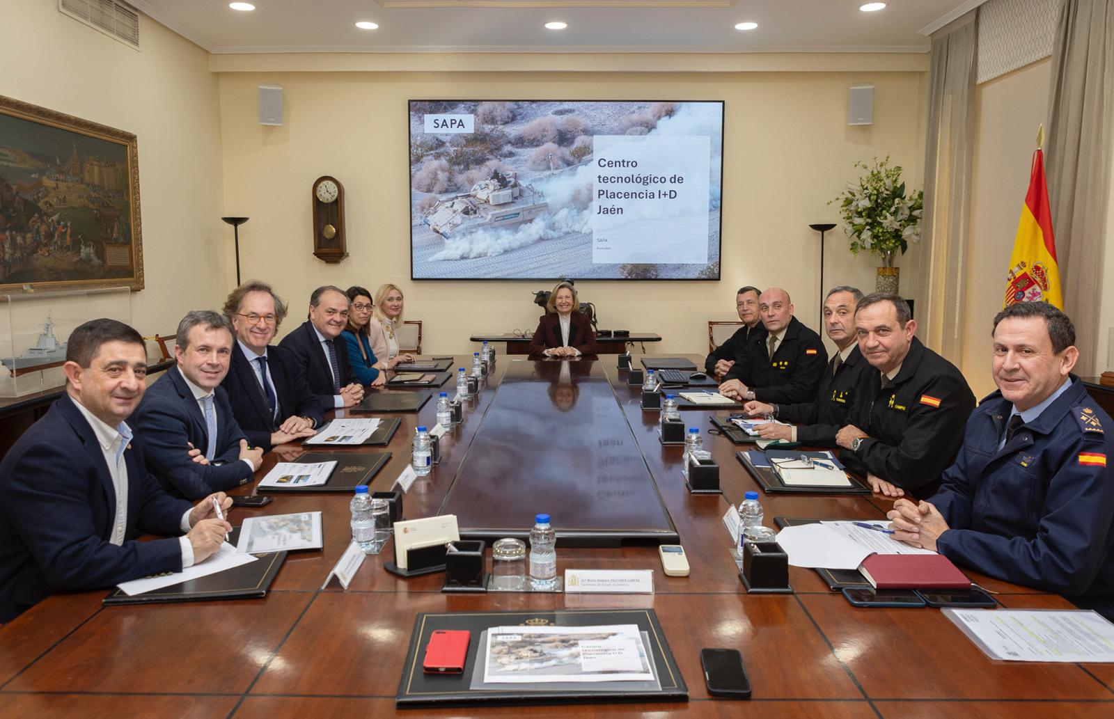Reunión_implantación_centro_Ios_grupo_SAPA_Placencia Jaén refuerza su apuesta industrial con la implantación del centro tecnológico de I+D del grupo SAPA Placencia
